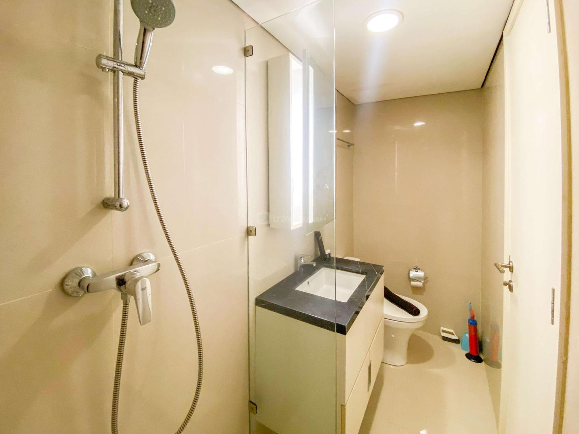 Minimalist Marquis De Lafayette By Travelio Apartemen Semarang